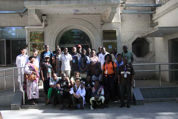 刘健老师图片7.jpg 刘健老师图片7.jpg