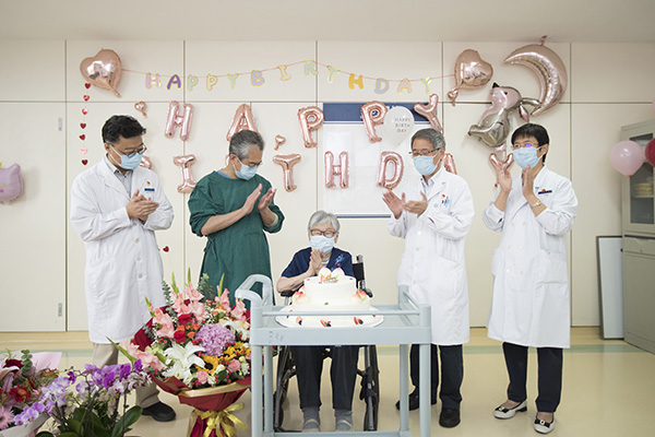 图片24.jpg 图片24.jpg