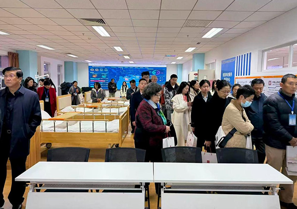 图片10.jpg 图片10.jpg